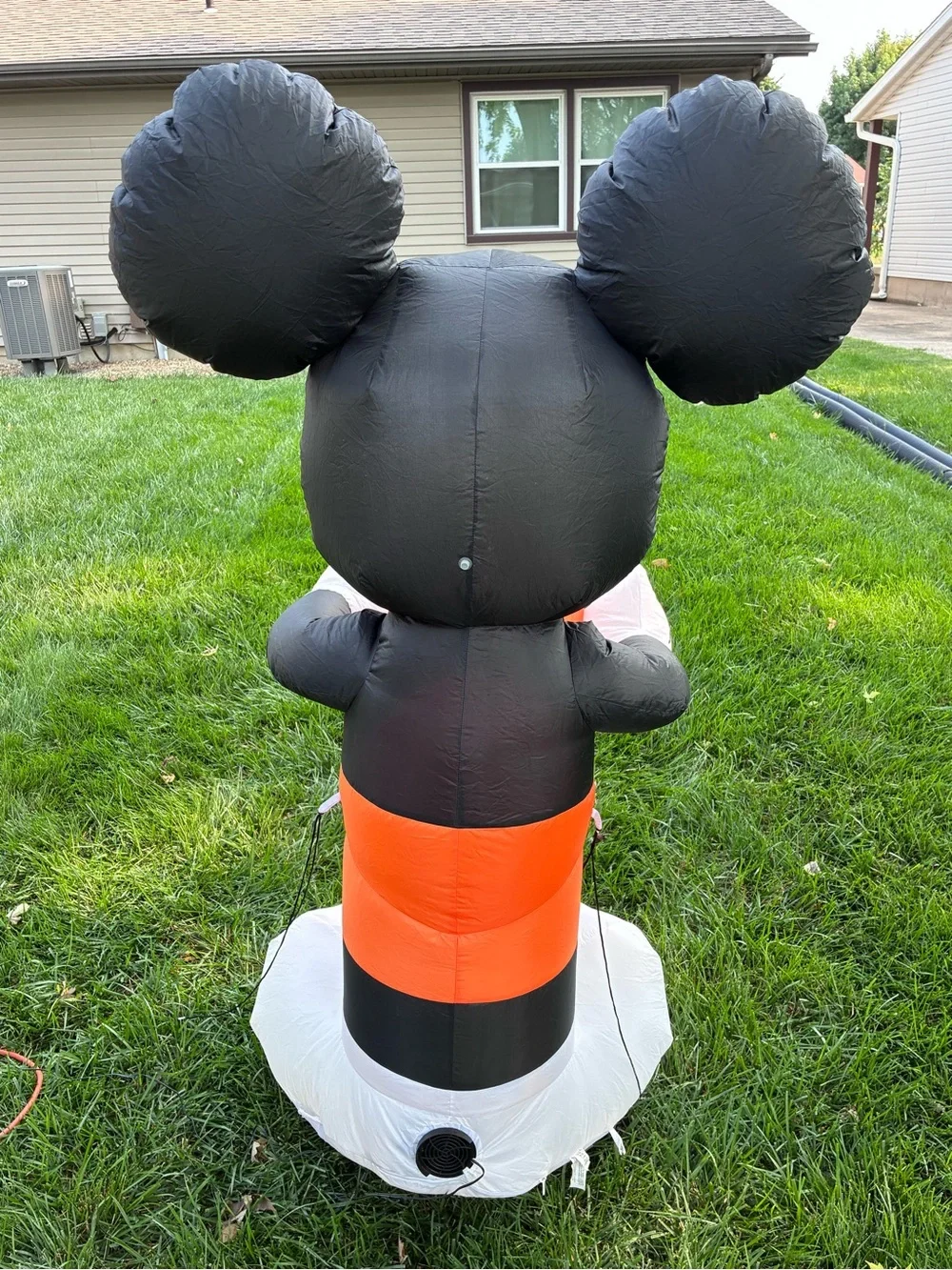 Disney Mickey Mouse W/ Pumpkin Airblown Inflatable 5ft Tall Halloween